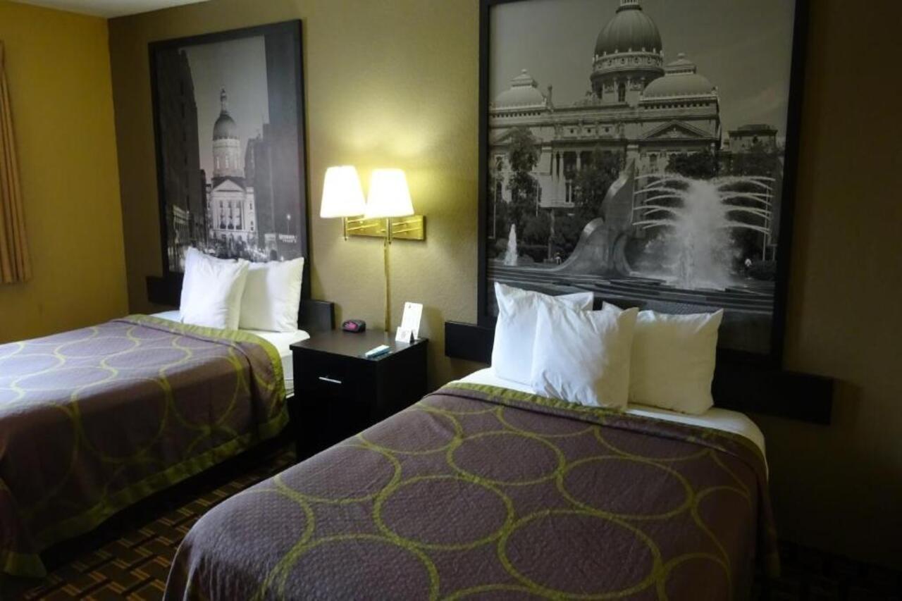 Super 8 By Wyndham Terre Haute Kültér fotó
